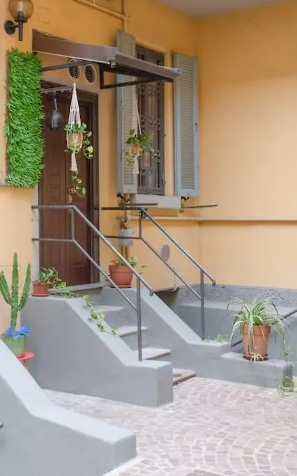Apartment Milano Naviglio Grande Appartamento Zona Tortona Italy